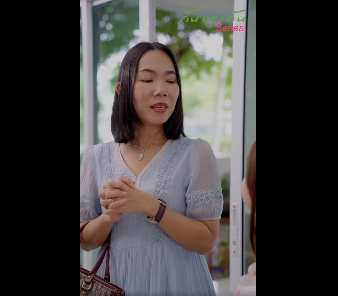 N0610049_กพาสาวมาแนะนำให แต องตกใจเม อเห นพ ออย บผ ชายสองต อสอง!!_part2