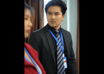 N0412071 หน งสายโทรศ พท สองผ ดการโดนไล ออกเพราะปากด part2