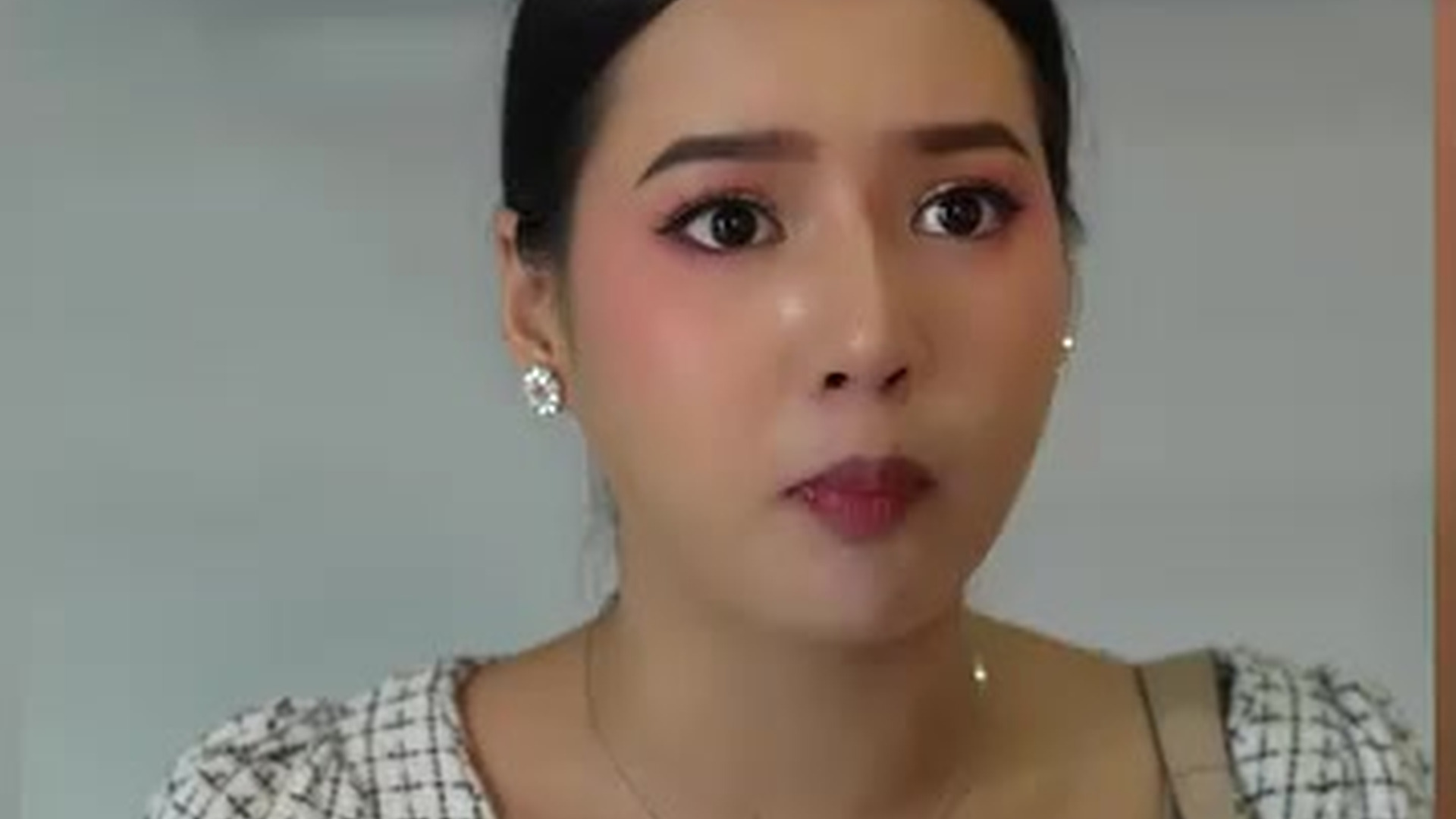 N1003091 แถจนส างถลอก หลอกต วเองว าเป นล กค ณหน part2