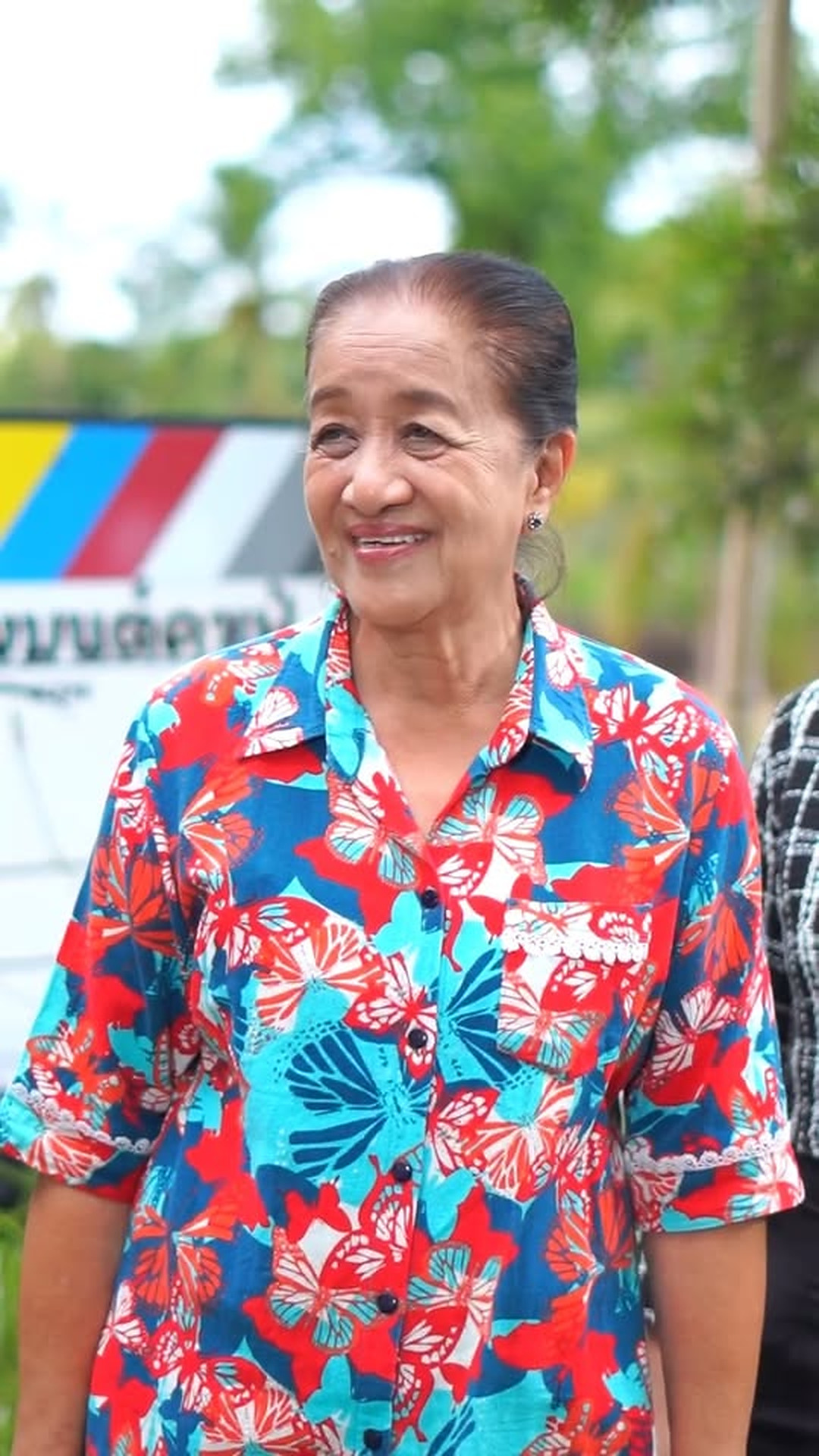 N1203126 หญ งท อผ หญ งท งานทำ part2