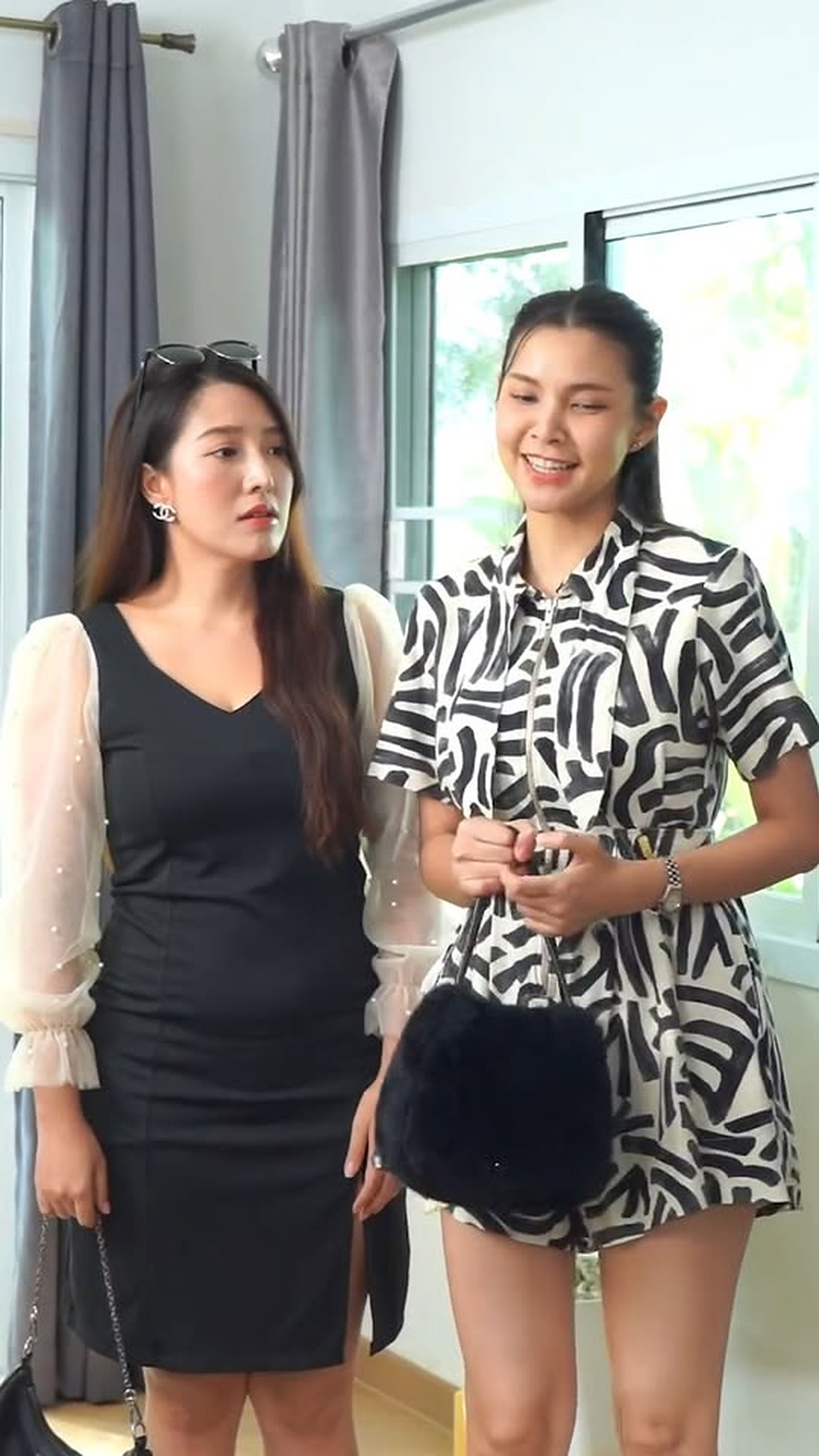 N1403125 อย าด อยค คนใส เส อตลาดน part2